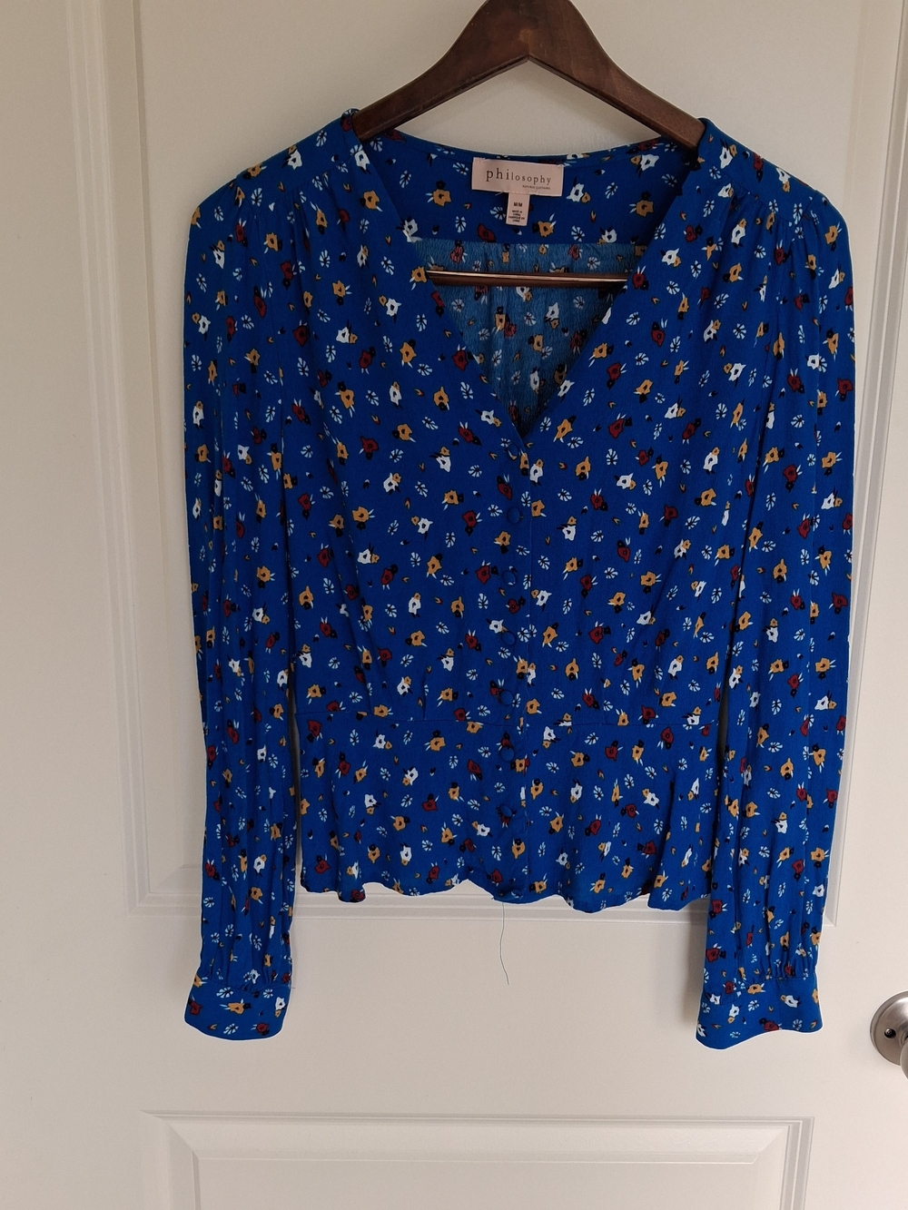 Philosophy Blue Floral V-Neck Long Sleeve Top